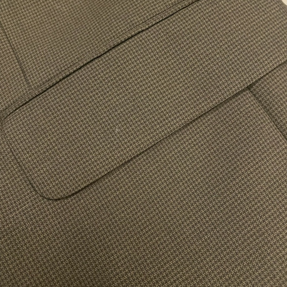 Men’s Andrew Fezza Suit - Picture 4 of 6